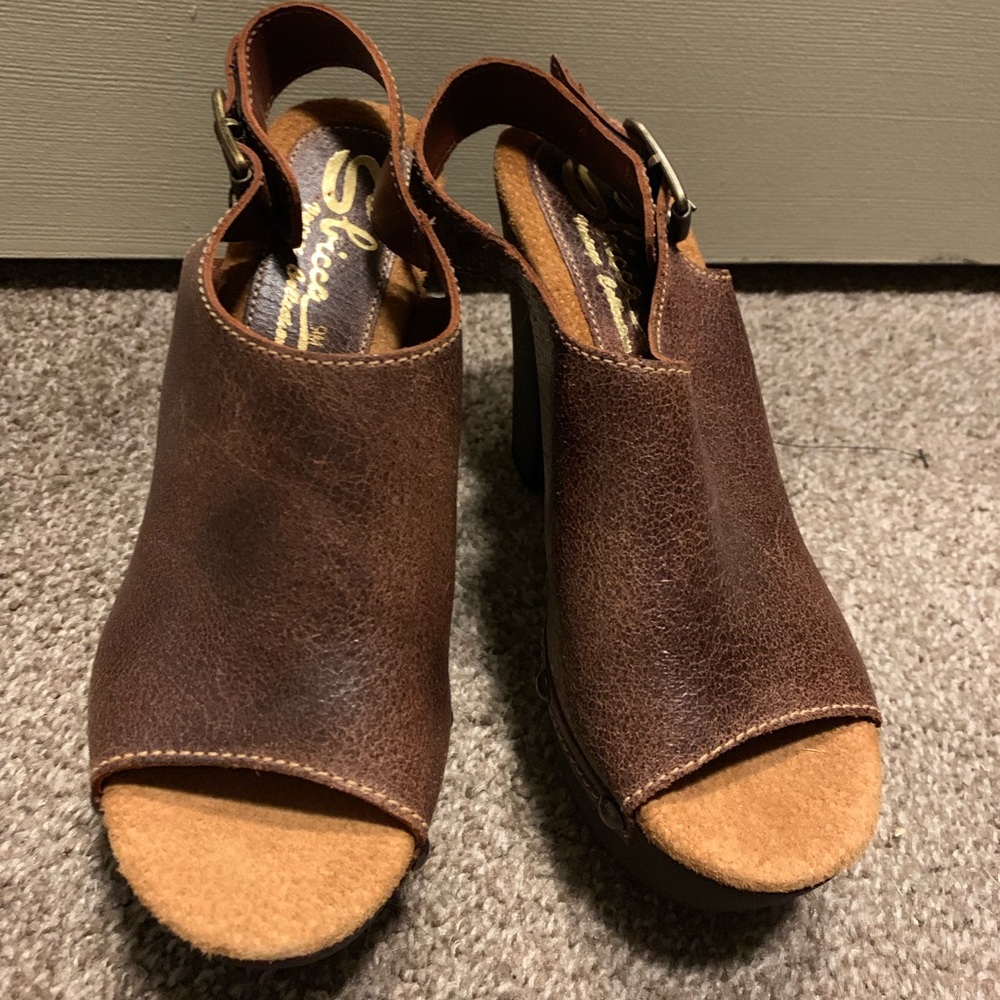 NWOT Sbicca heeled sandals